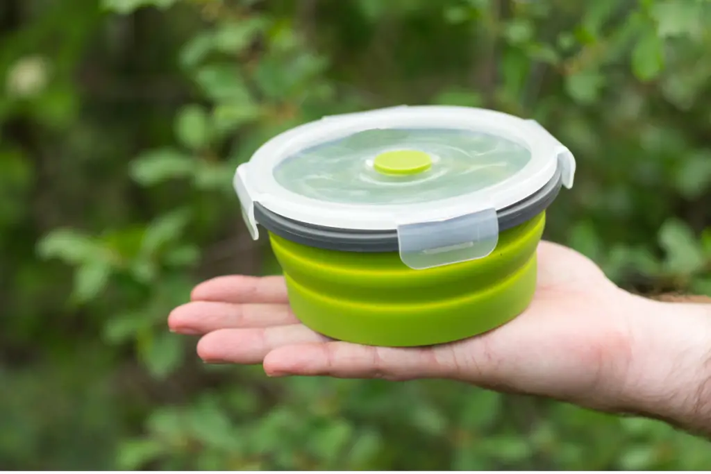 7 Best Collapsible Camping Bowls for Your Next Camping Trip